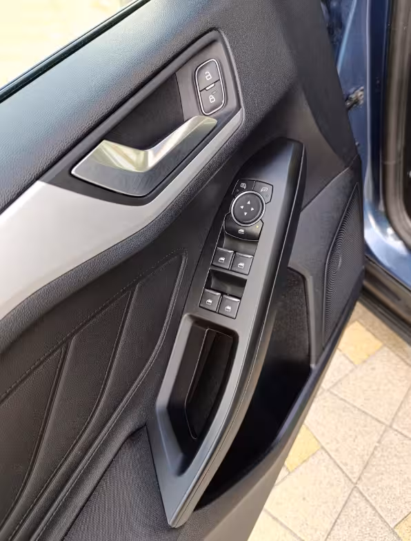 Ford Focus Mk4 1.0 EcoBoost Trend Edition 2019 – photo 12
