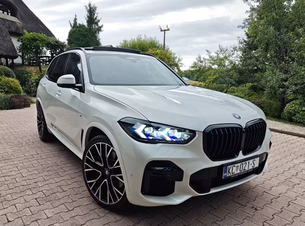 BMW X5 G05 xDrive30d M paket 2023 – fotografija 8