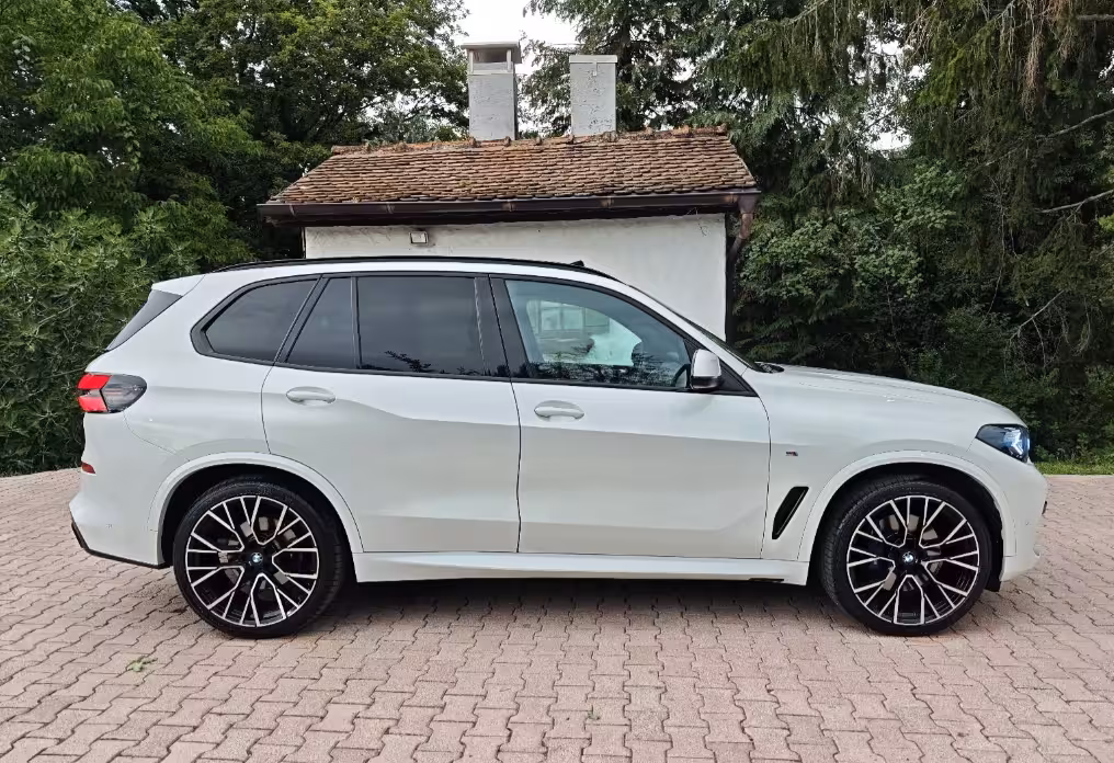 BMW X5 G05 xDrive30d M paket 2023 – fotografija 12