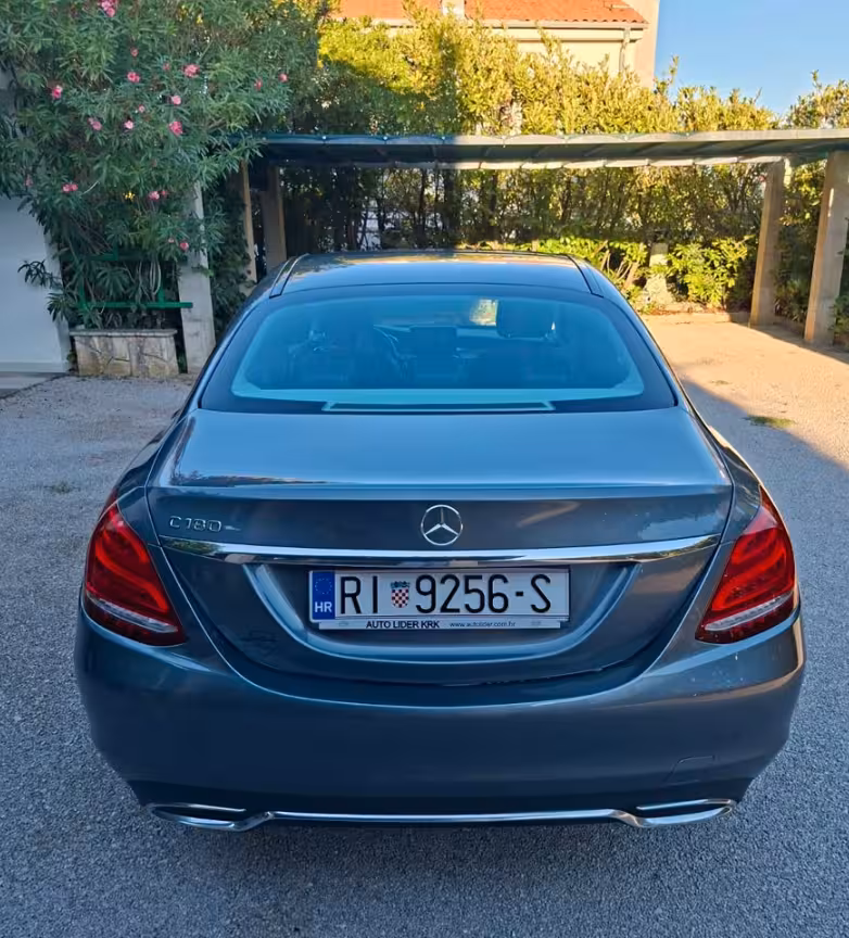 Mercedes-Benz C-Klasse W205 C180 2018 – fotografija 10
